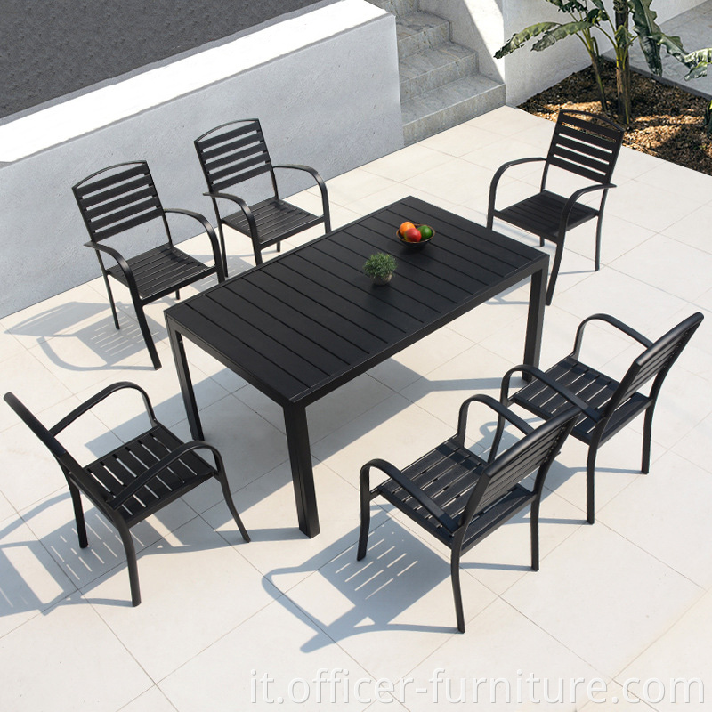 Perfect for outdoor garden use